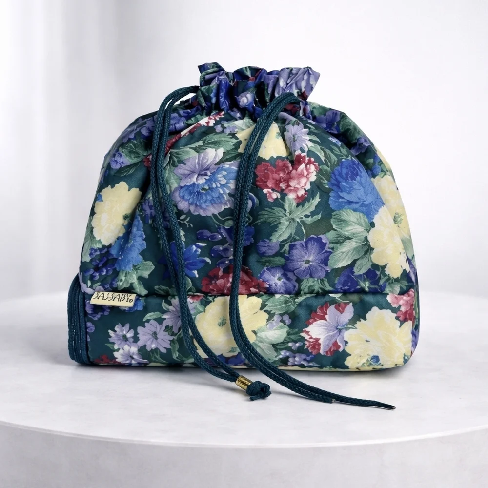 VTG Sassaby Floral Drawstring Makeup / Travel Bag
